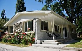 Alchemy Cottage - Arrowtown Holiday Home